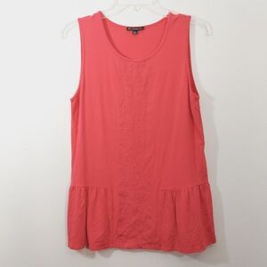 Adrianna Papell MEDIUM Sleeveless Blouse with Peplum Bottom and Lace Embroidery